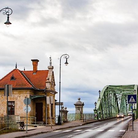 Bridge Apartment Strigoniu Exterior foto