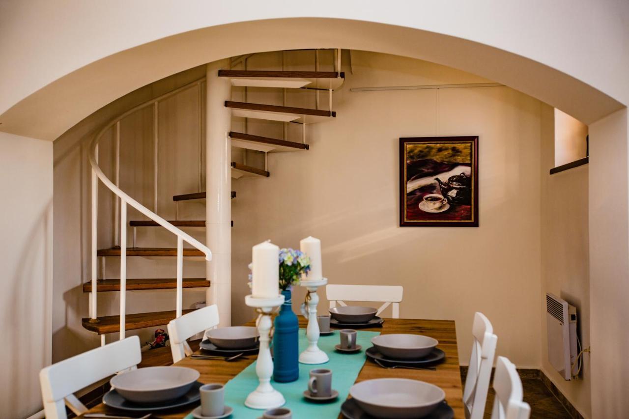Bridge Apartment Strigoniu Exterior foto